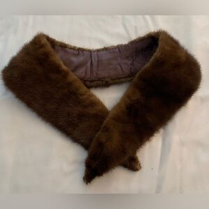 Vintage fur collar/ snood……very good condition
